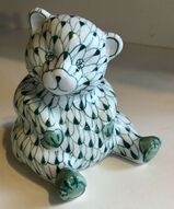 фарфоровый медведь , статуэтка медведь ,  - Бело-зеленый медведь
